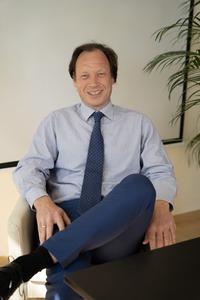 Porträt von Dr. Michael Krieg, dem Anwalt für Arbeitsrecht bei Dr. Krieg & Kollegen Rechtsanwälte in Köln